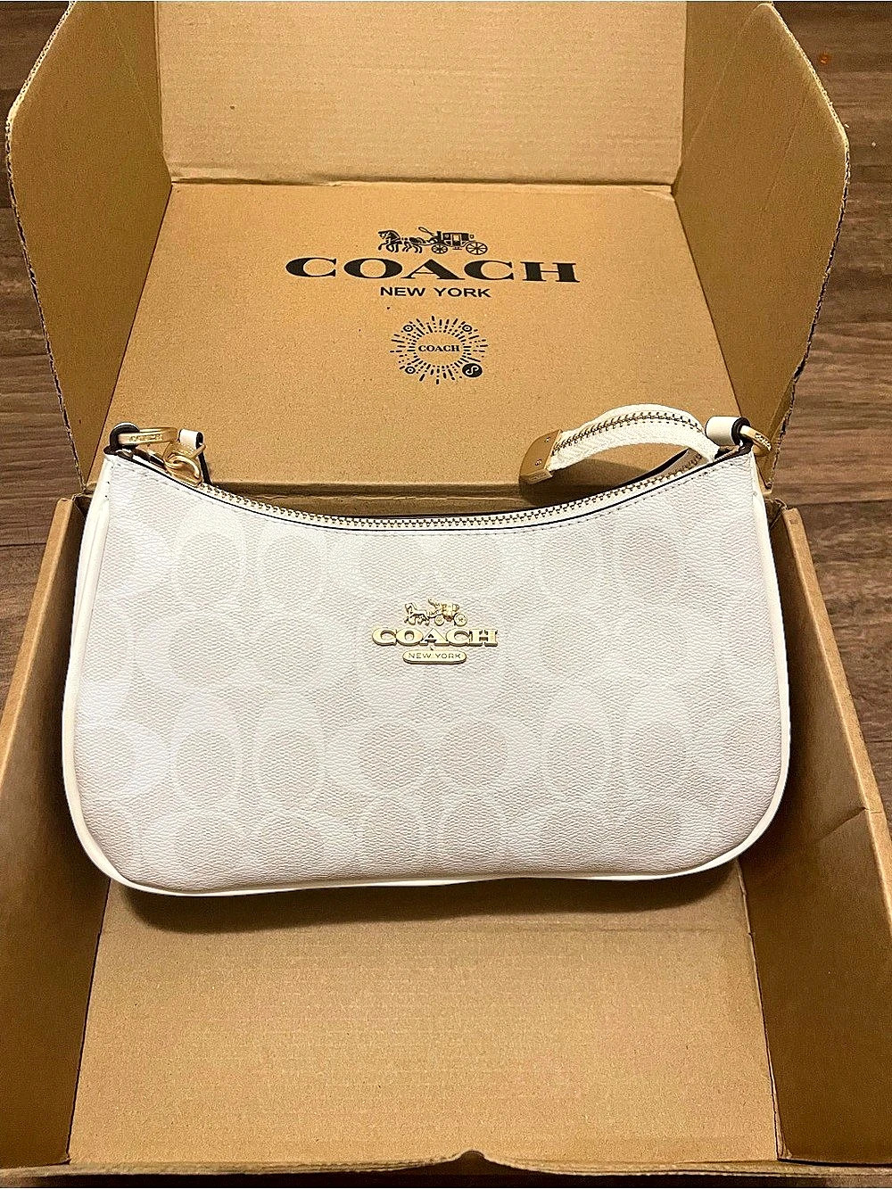 Coach Shoulder Bag in White & Gold